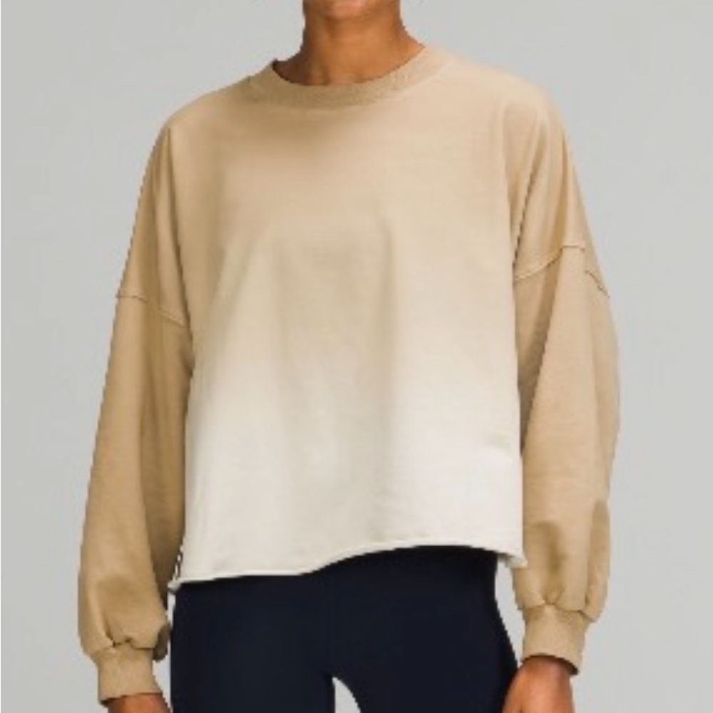 LA oversized boxy crew 
Lululemon trench ombré wash Sweatshirt